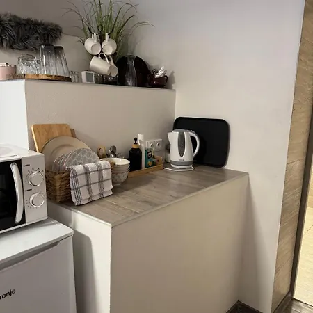 121 - アパート フロホヴェツ